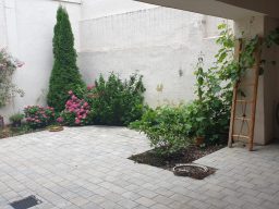 Innenhof mit Bikeport